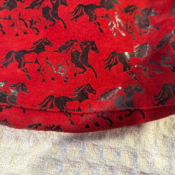 Leather/Suede Stampede Ruidoso Santa Fe Suede horse pattern purse - Picture 12 of 13